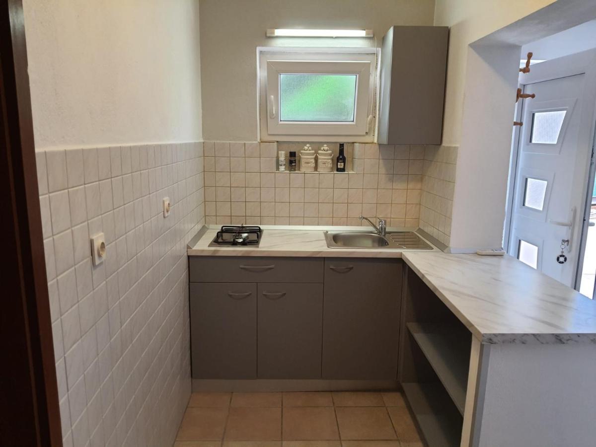 Apartman Laura *