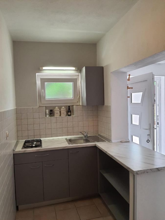 Laura Apartament