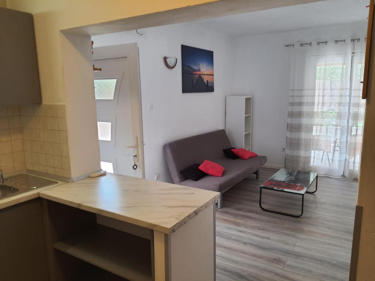 Laura Apartment